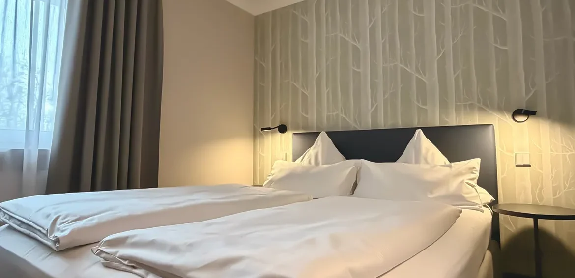 Junior Suite Bett 1170x781 1