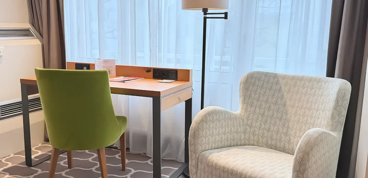 Superior Zimmer Schreibtisch 02 1170x781 1